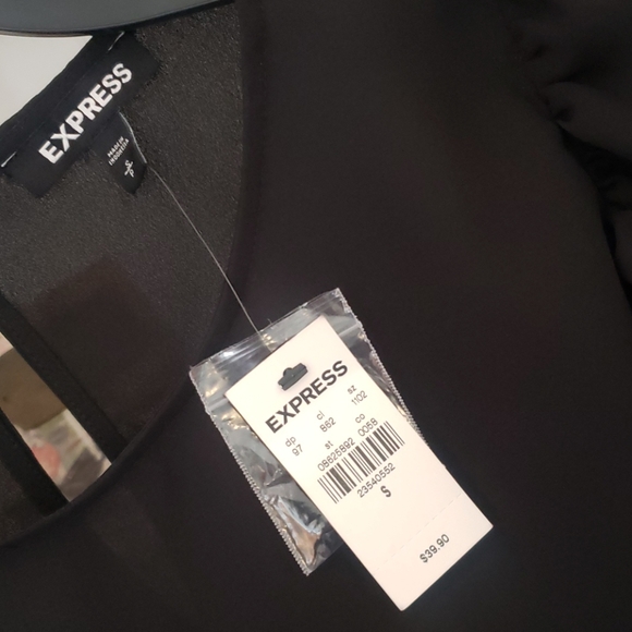Womens Black Blouse From Express NWT - Picture 5 of 5